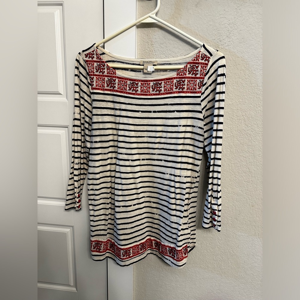 Lucky brand long sleeve shirt.